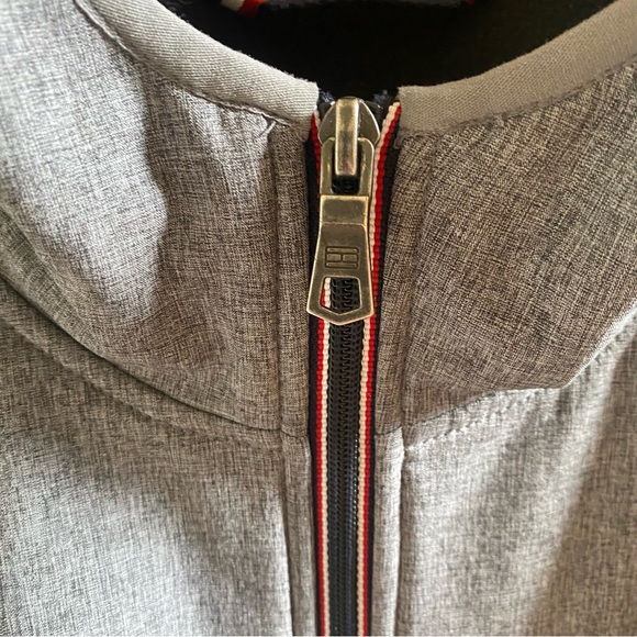 TOMMY HILFIGER • Gray Zip Midweight Softshell Jacket - XXL - Picture 4 of 16